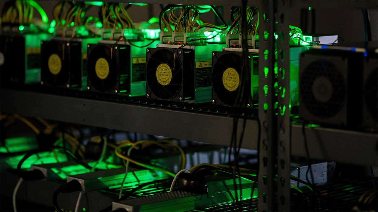 Decoding the Powerhouses of Bitcoin Mining: Shenma M30s+ and M30s++